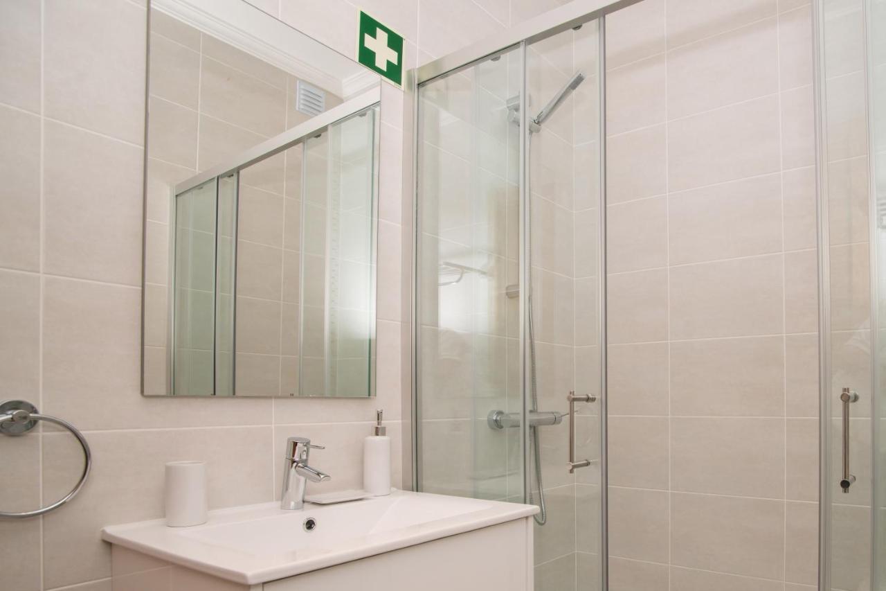 Central Modern 2 Bed Apartment Armação de Pêra المظهر الخارجي الصورة